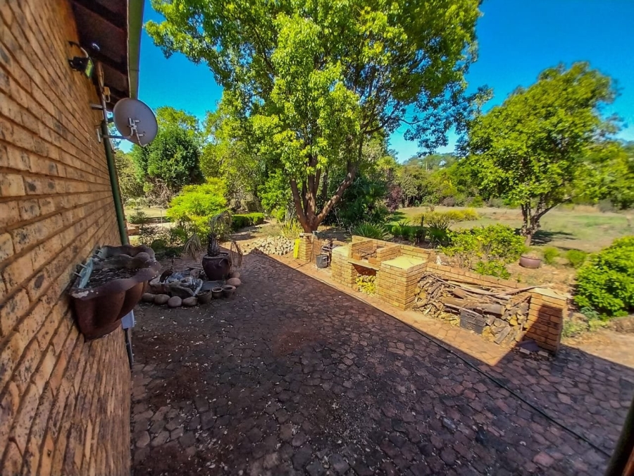 To Let 2 Bedroom Property for Rent in Broederstroom North West